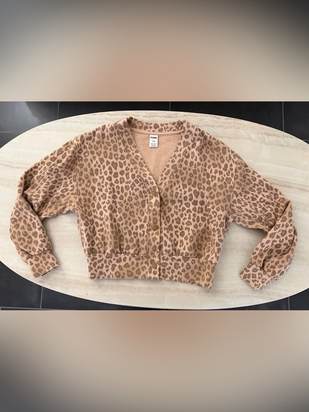 Victoria's Secret pink leopard ivy fleece cropped cardigan sweatshirt Small 🤎